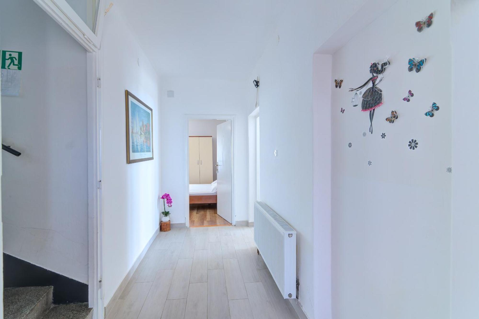 Apartmani Ana سينج المظهر الخارجي الصورة